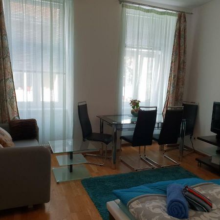 Nina Daire Viyana Dış mekan fotoğraf